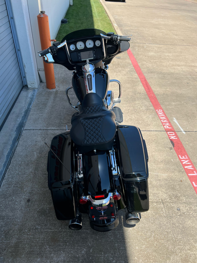 Street Glide®