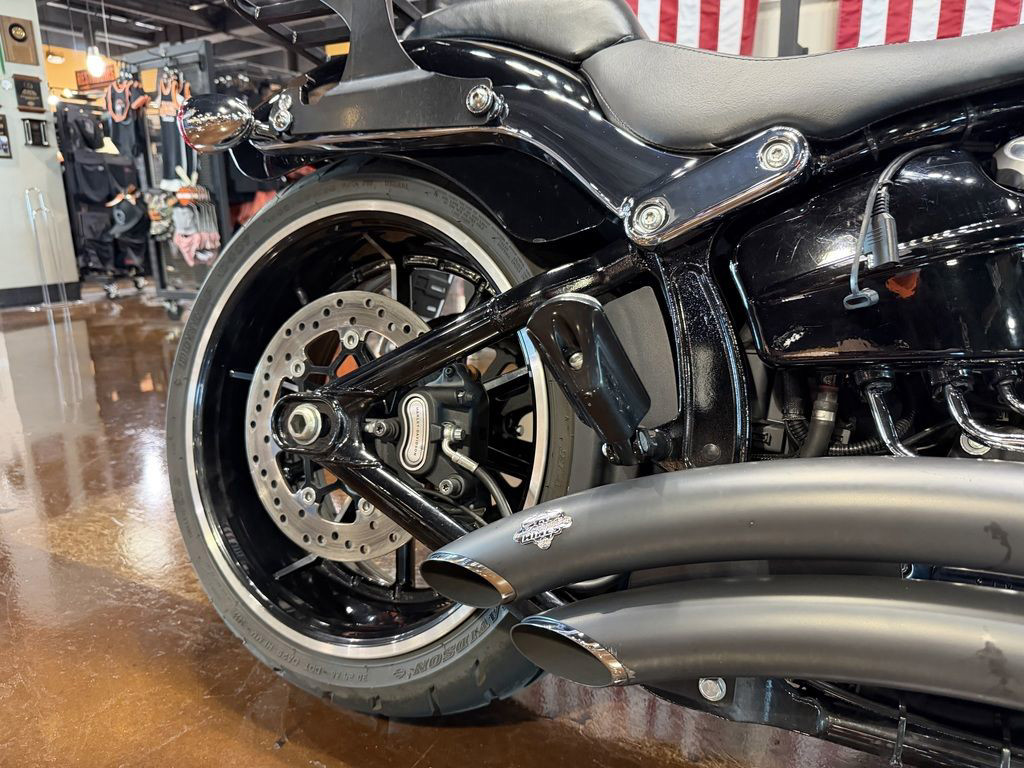 Softail® Breakout®