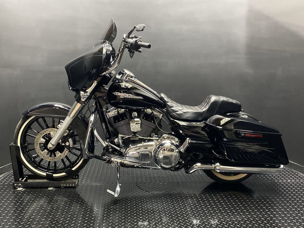 Street Glide® Special