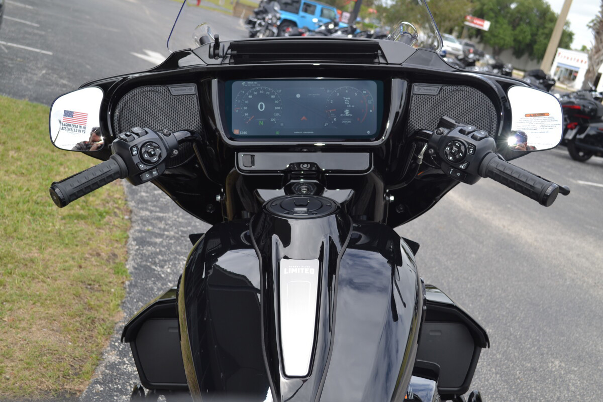 Street Glide® Limited