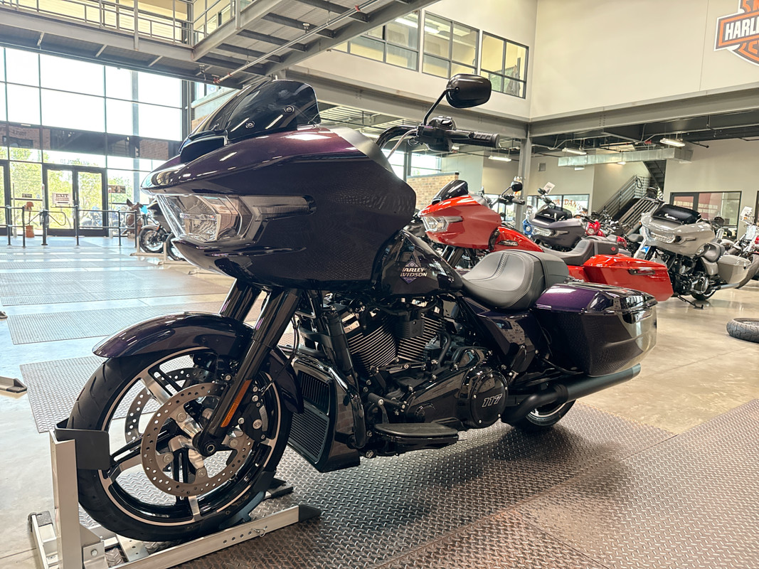 Road Glide®
