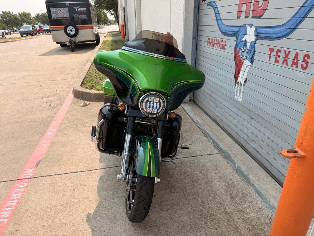 CVO™ Street Glide®
