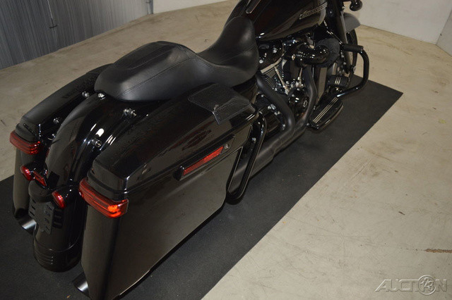 Street Glide® Special