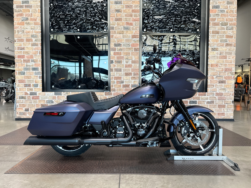 Road Glide®