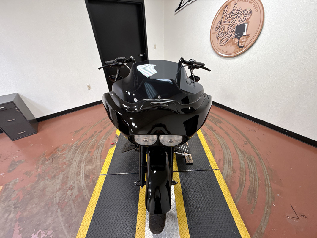 Road Glide® Custom
