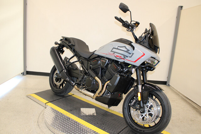 Pan America® 1250 ST