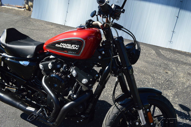 Sportster® Roadster®