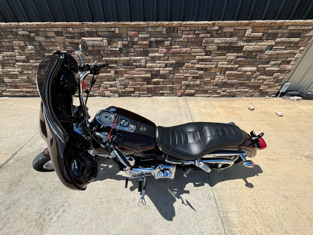 Dyna® Super Glide® Custom