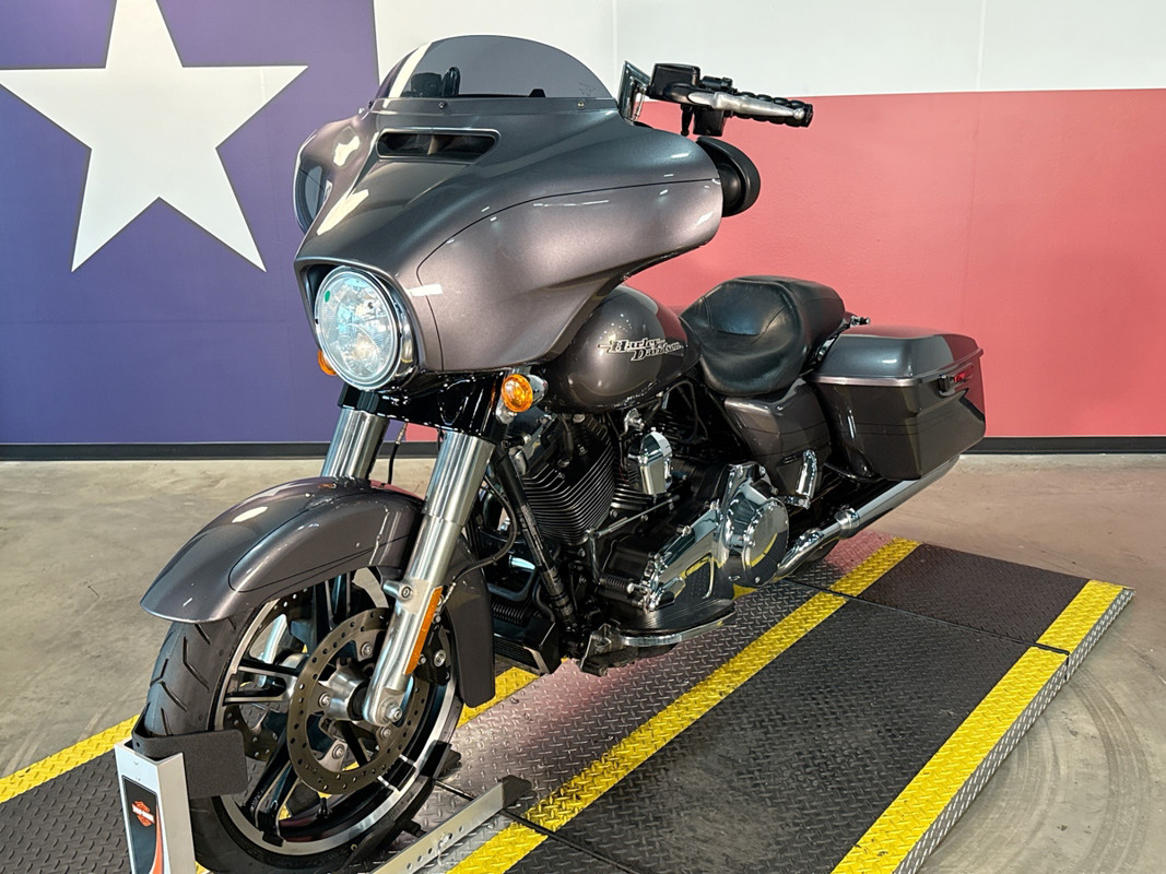 Street Glide® Special