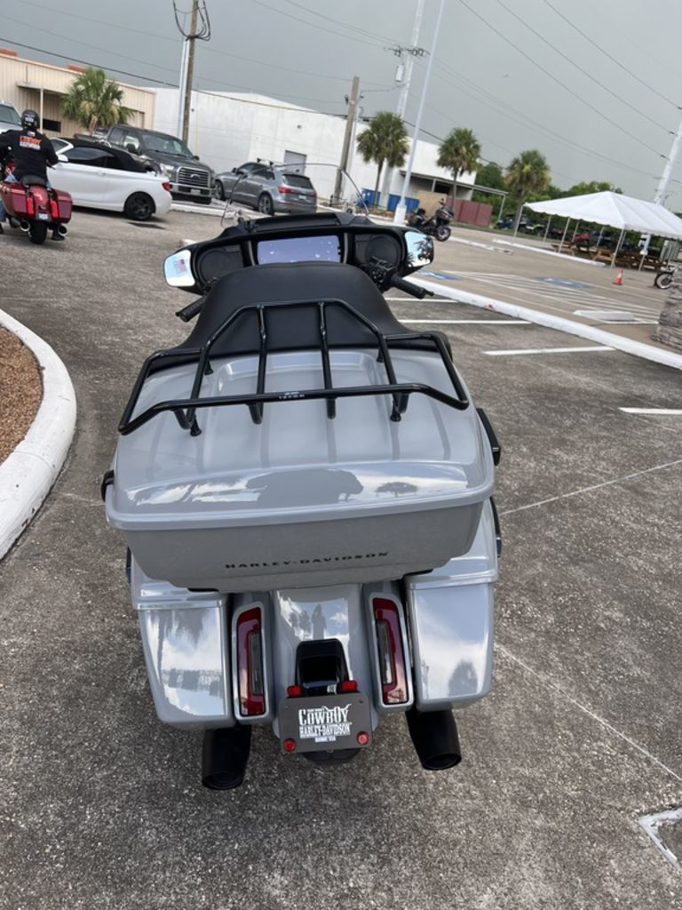 Street Glide® Ultra
