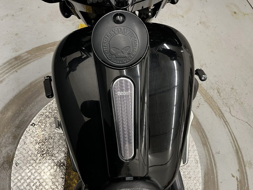 Street Glide®