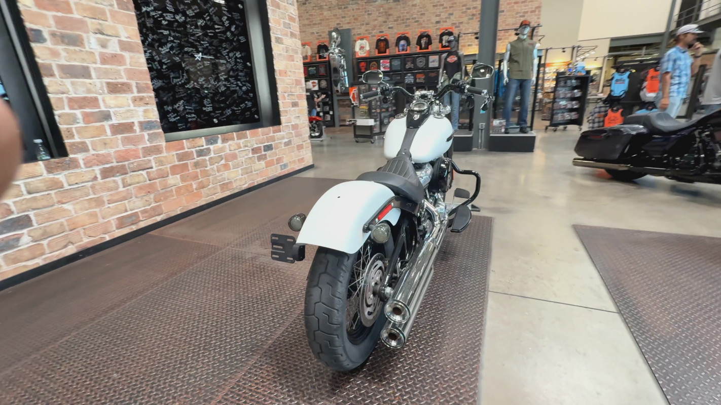 Softail® Slim®