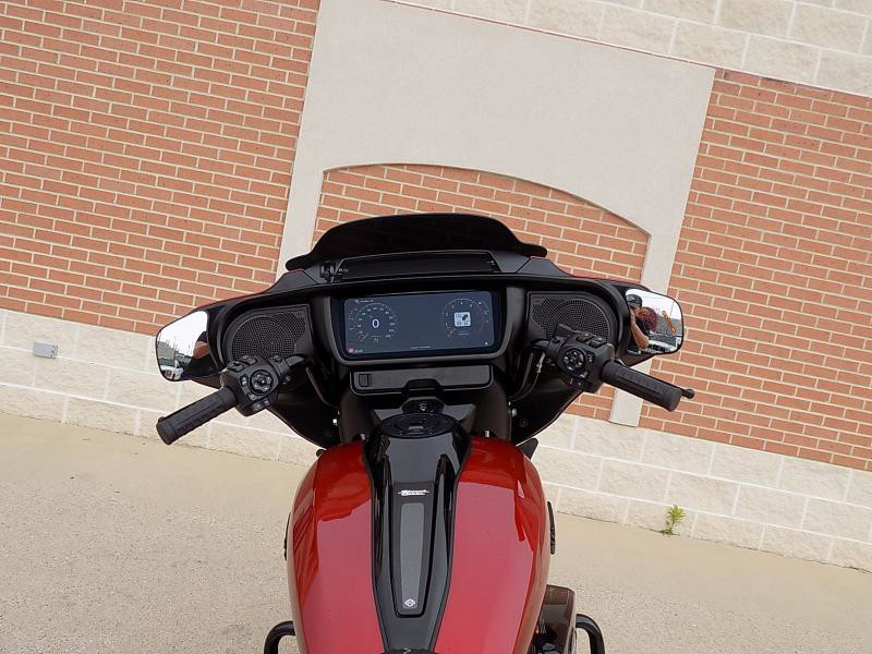 Street Glide®