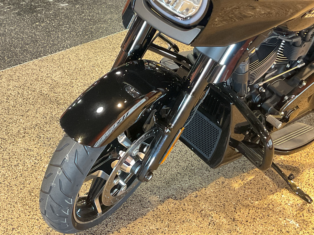 Street Glide®