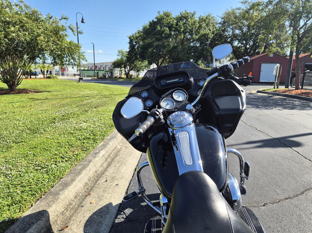 Road Glide® Custom