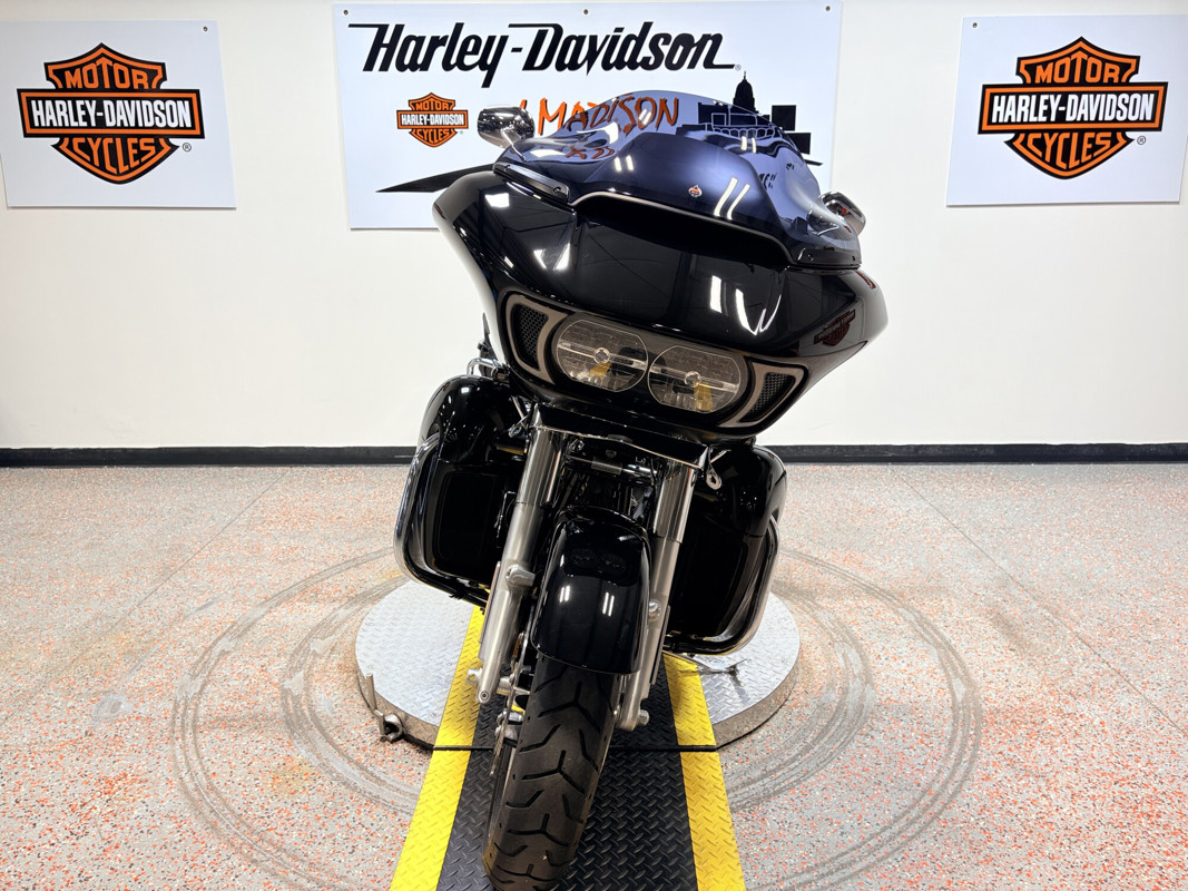 Road Glide® Ultra