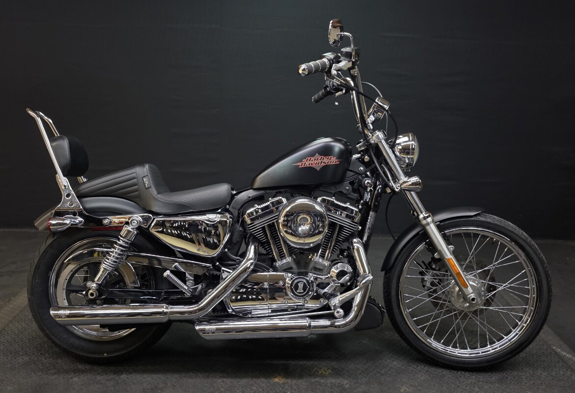 Sportster® Seventy-Two®