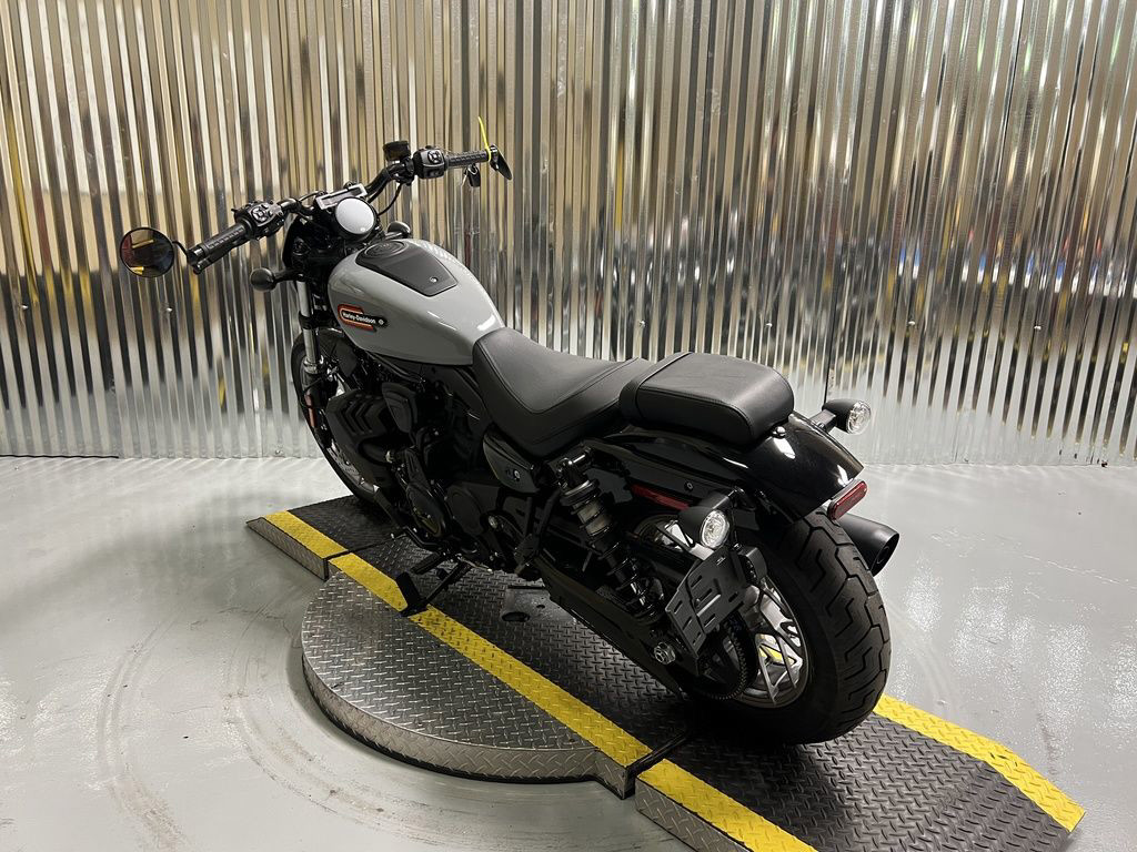 Nightster