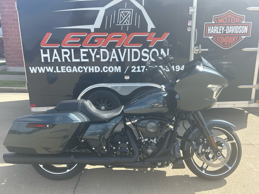 Road Glide®