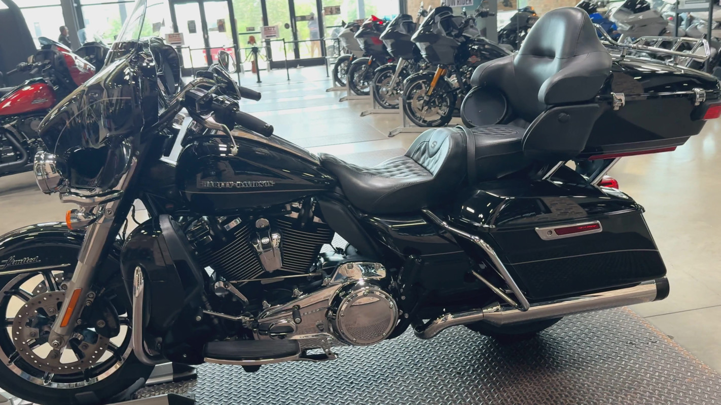 Electra Glide® Ultra Limited® Low