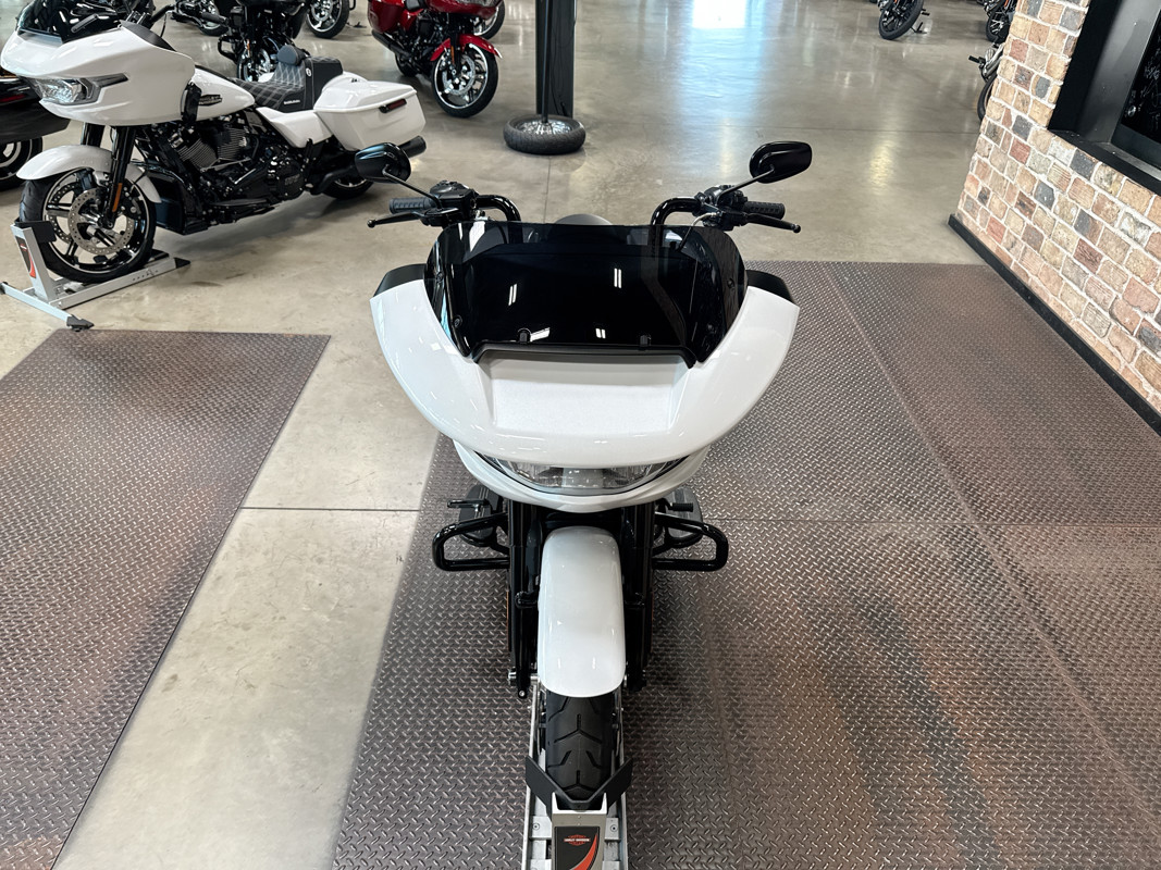 Road Glide®