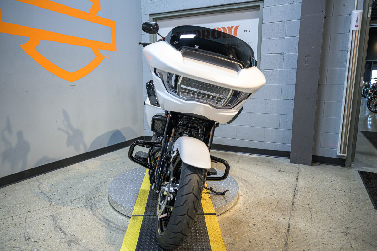 Road Glide®