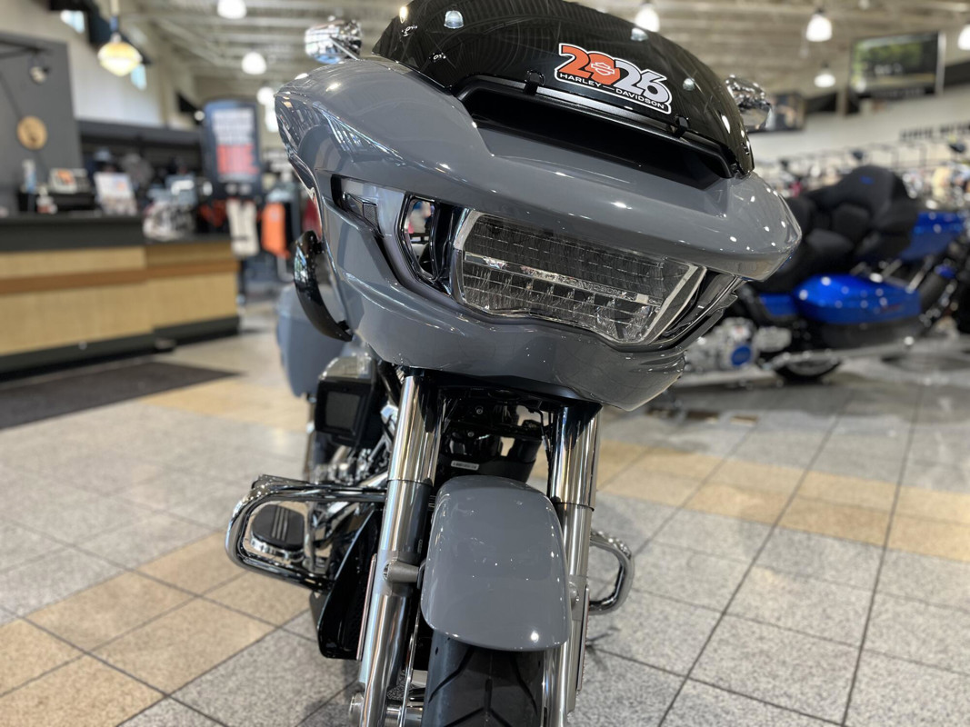 Road Glide®