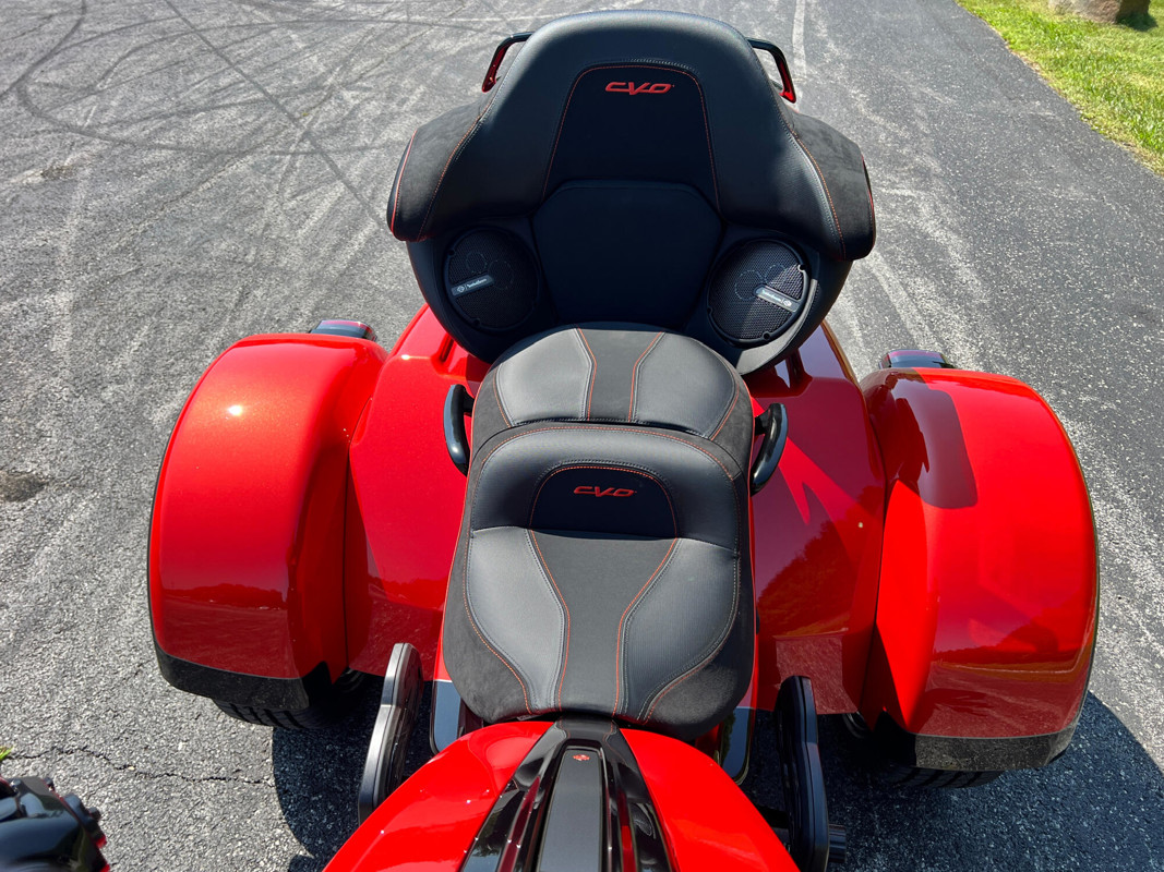 CVO® Street Glide® 3 Limited