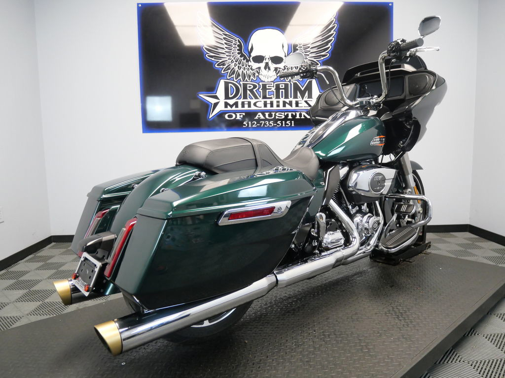 Road Glide®