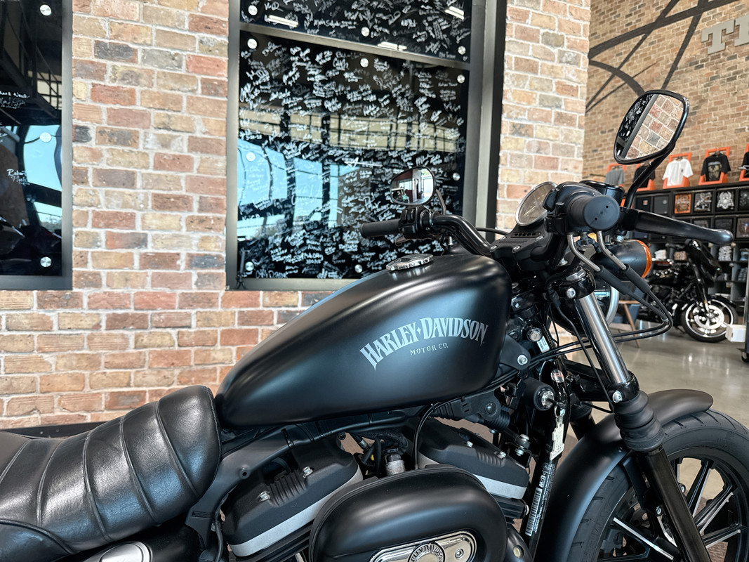 Sportster® Iron 883®