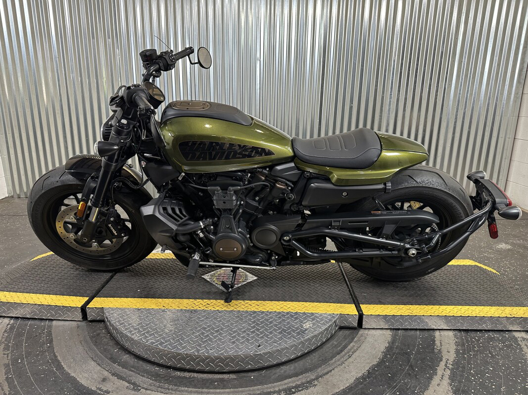 Sportster® S