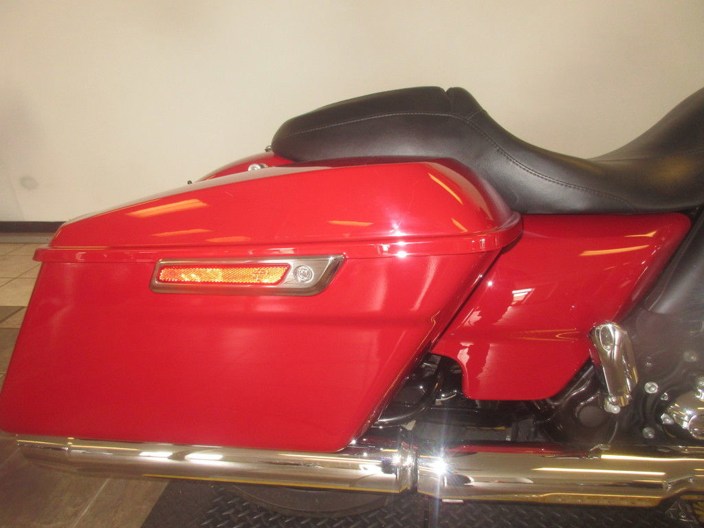 Street Glide®
