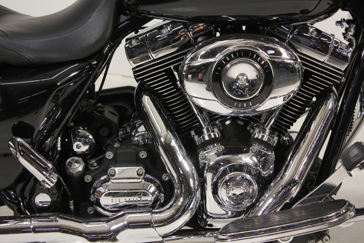 Street Glide®
