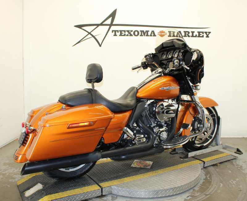 Street Glide® Special