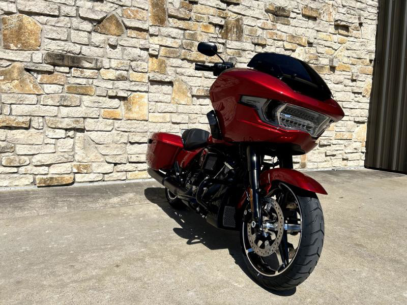 Road Glide®