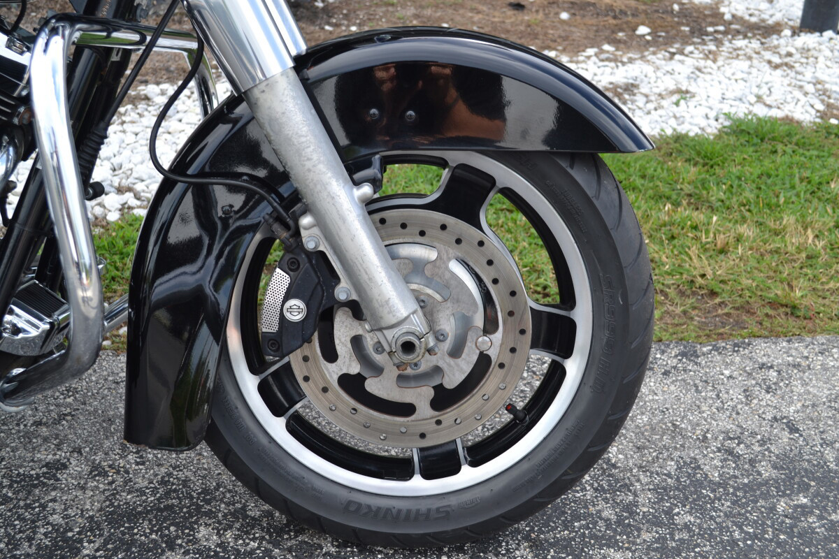 Street Glide®