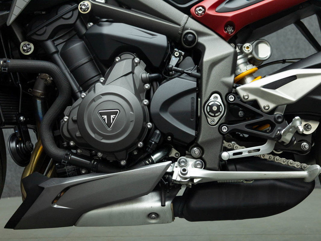 Street Triple RS
