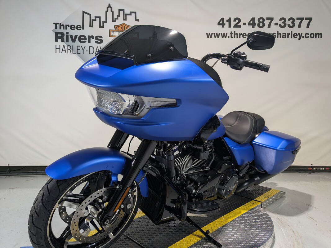 Road Glide®