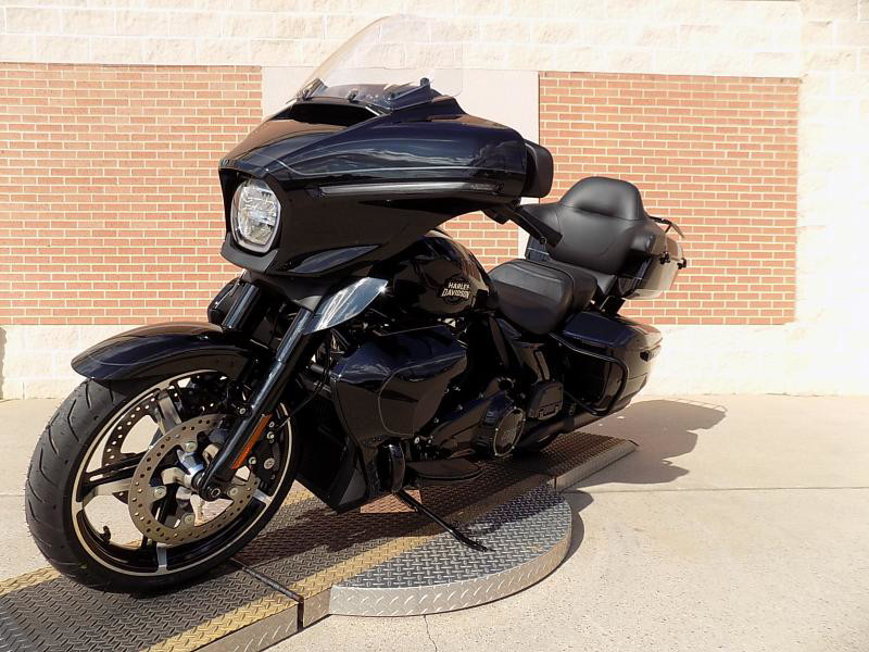 Street Glide® Ultra