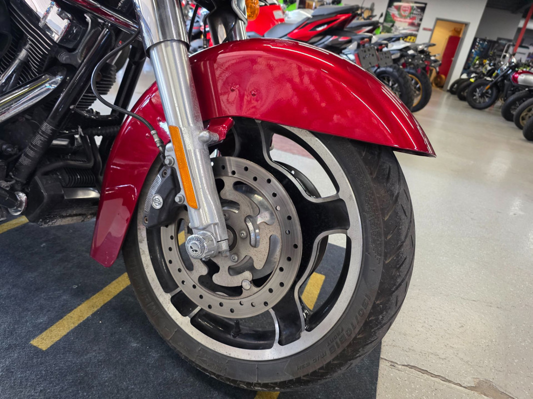 Street Glide®