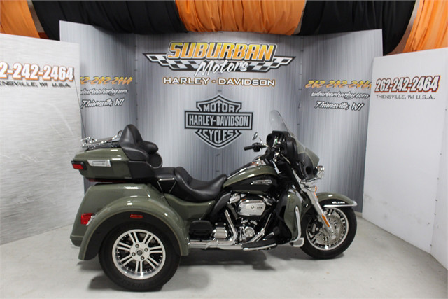 2021 Harley-Davidson® FLHTCUTG Tri 