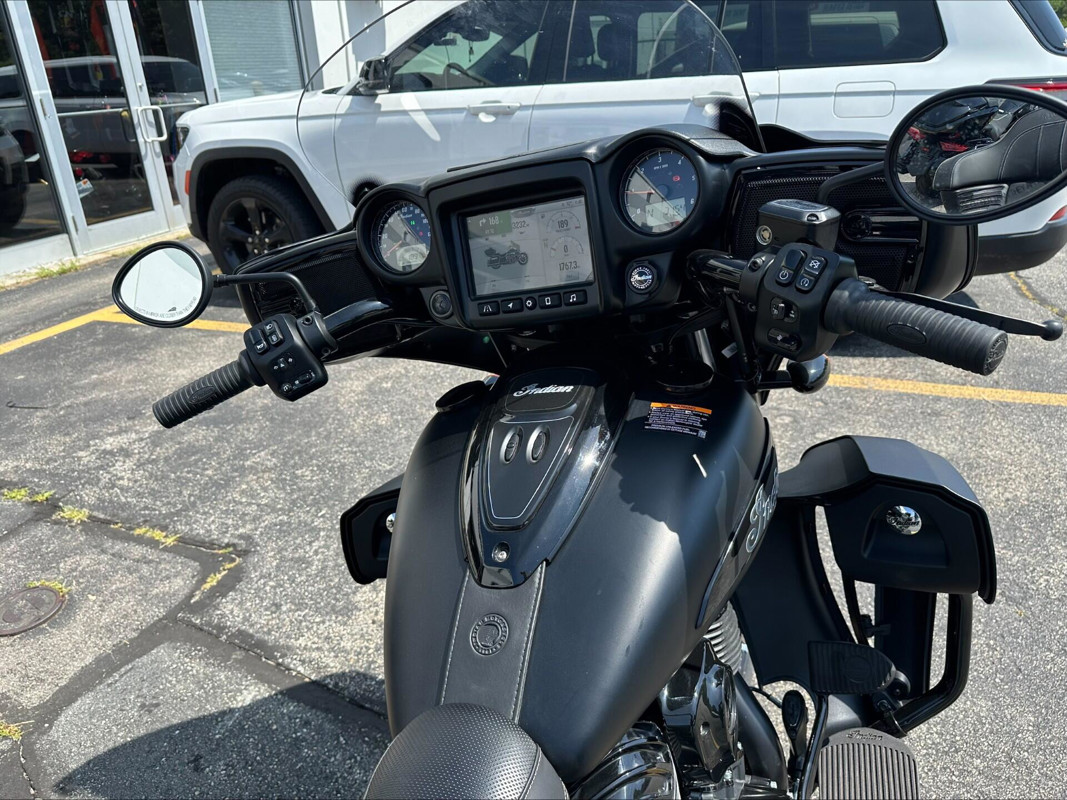 Roadmaster Dark Horse