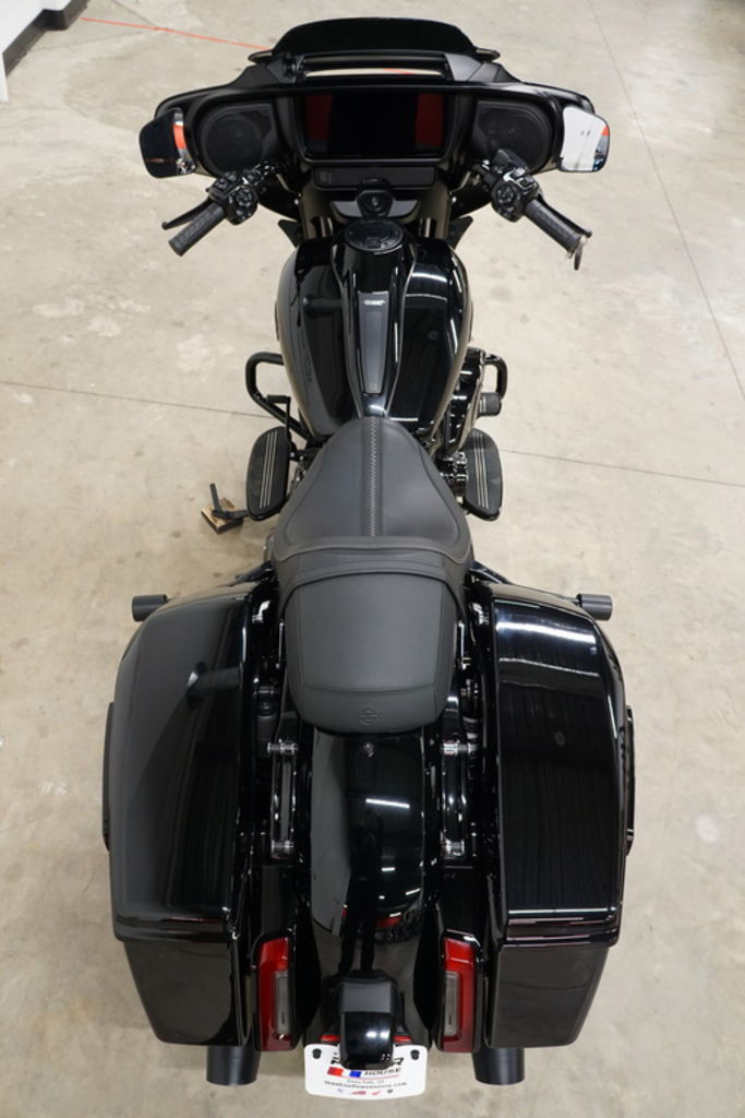 Street Glide®