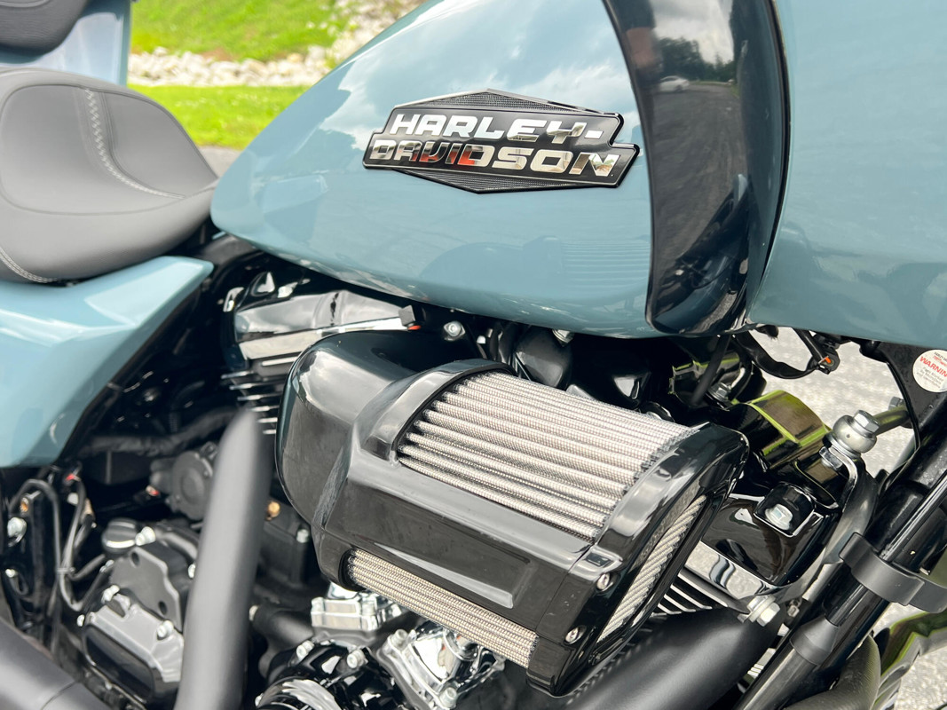 Road Glide®