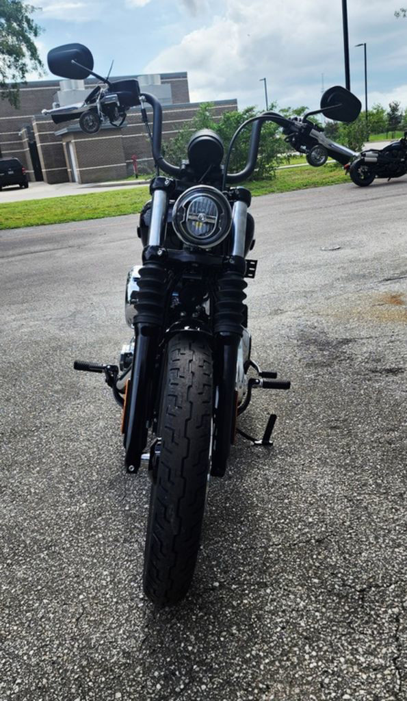 Street Bob®