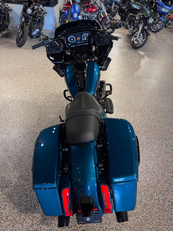 Road Glide®