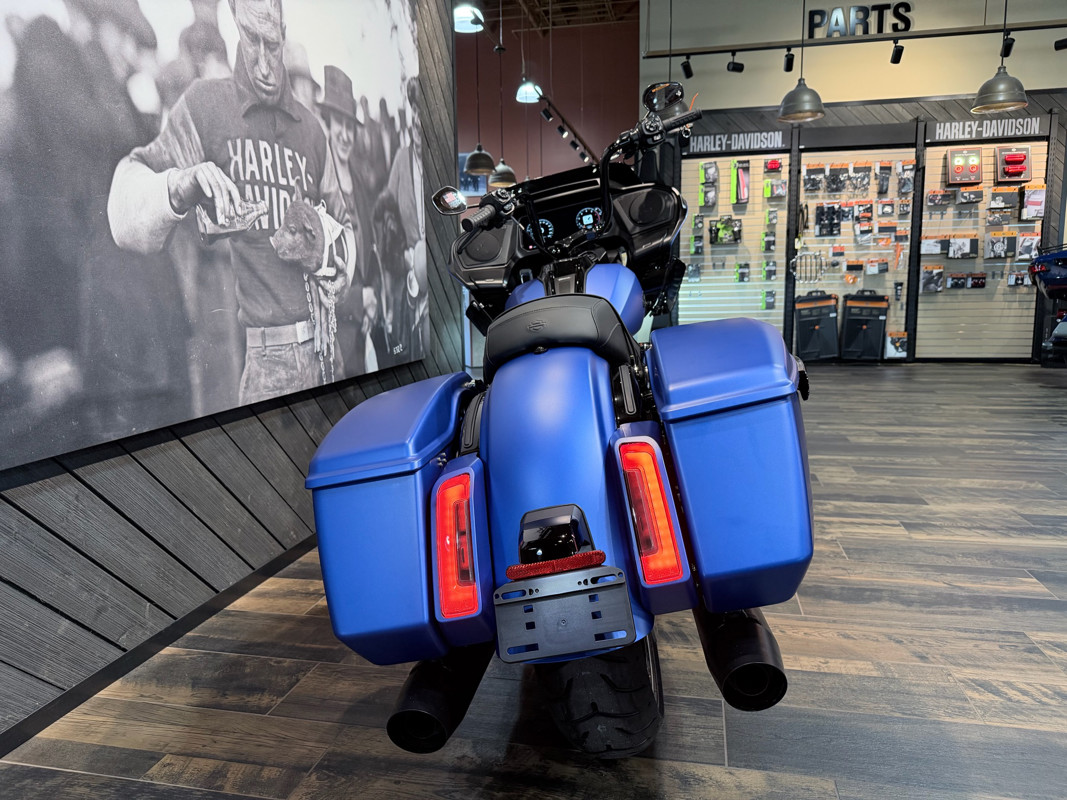 Road Glide®