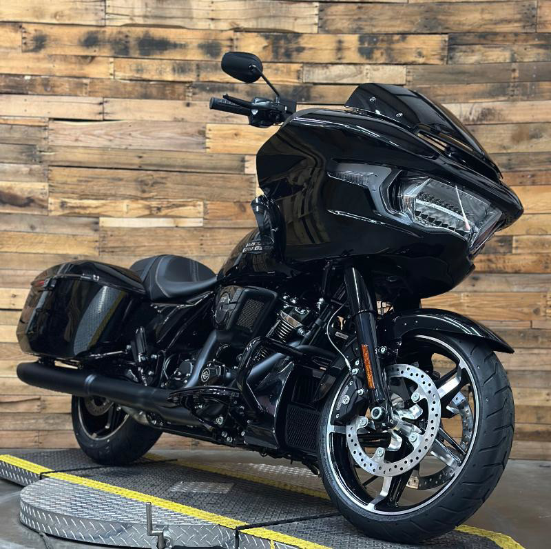 Road Glide®