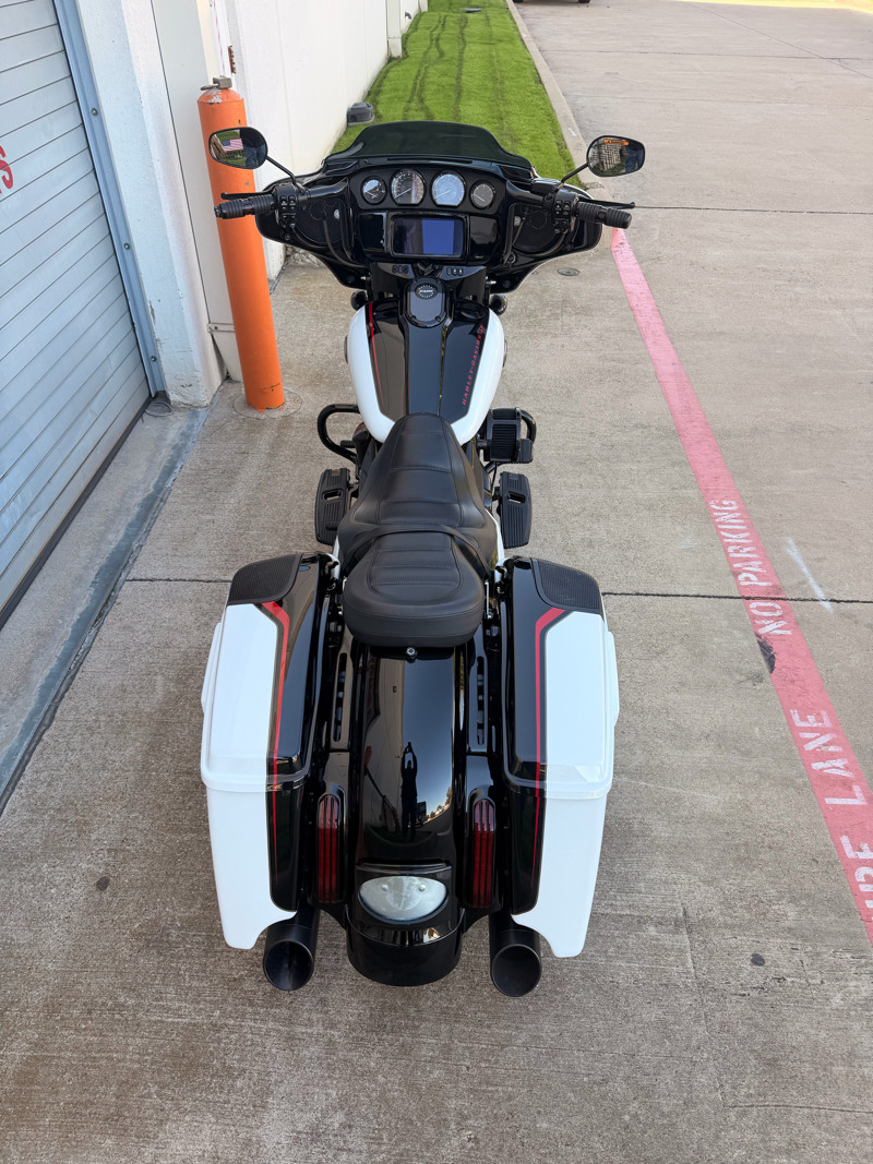 CVO® Street Glide®
