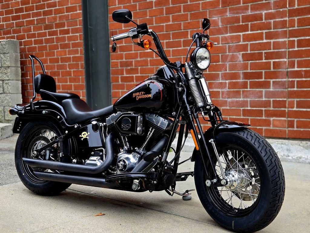 Softail® Cross Bones®